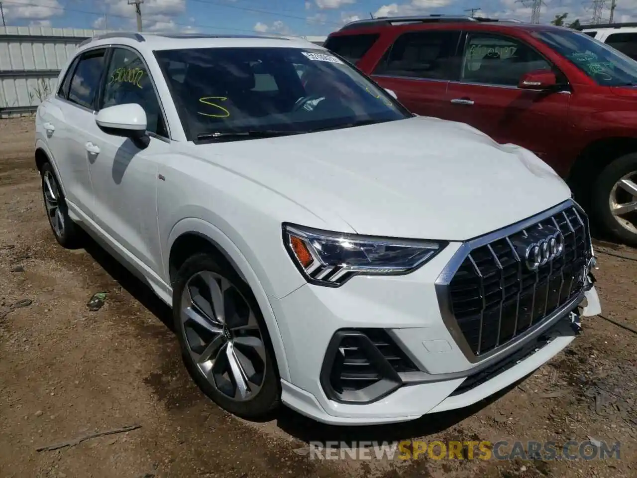 1 Photograph of a damaged car WA1EECF36L1021390 AUDI Q3 2020