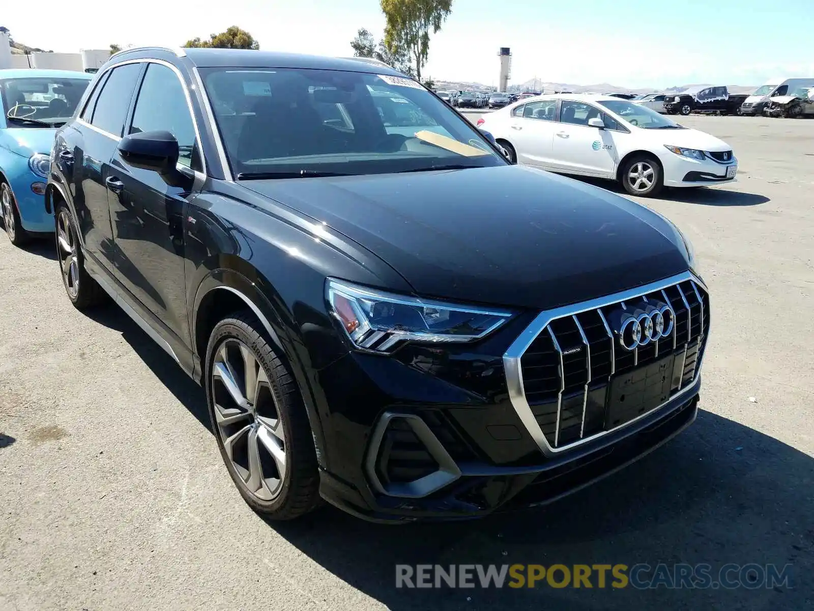 1 Photograph of a damaged car WA1EECF36L1024841 AUDI Q3 2020