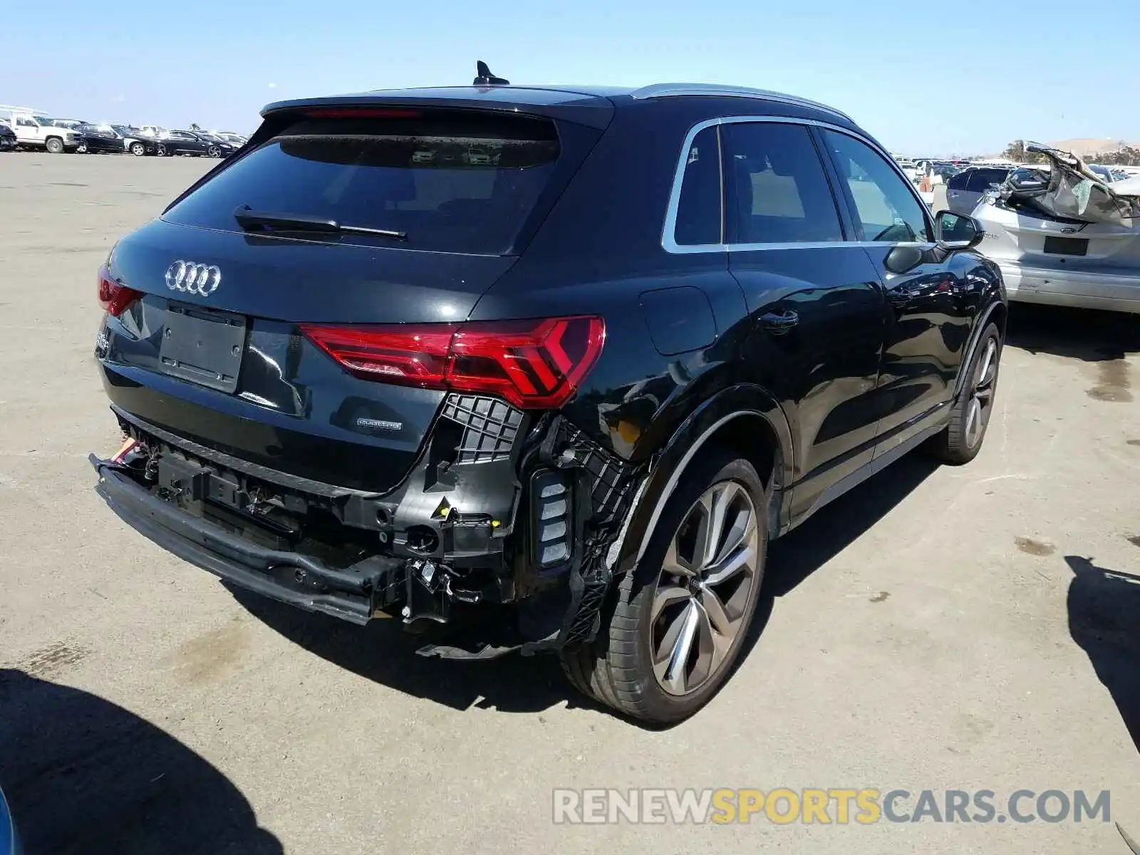 4 Photograph of a damaged car WA1EECF36L1024841 AUDI Q3 2020