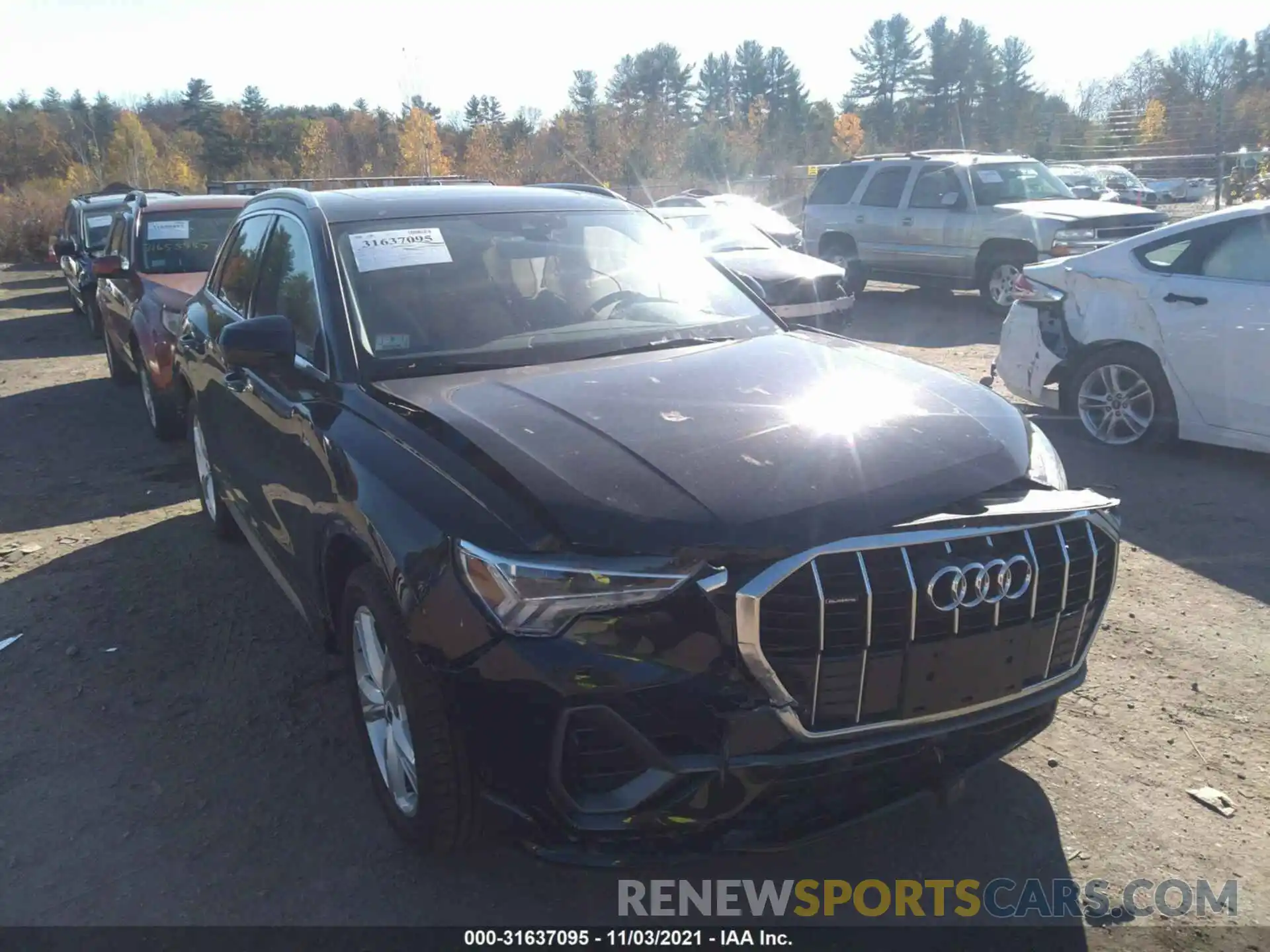 1 Photograph of a damaged car WA1EECF36L1030686 AUDI Q3 2020