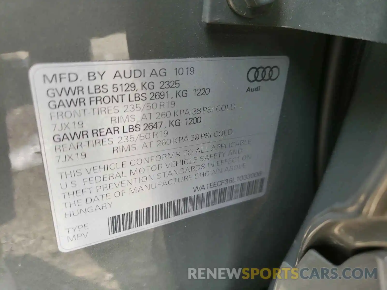 10 Photograph of a damaged car WA1EECF36L1033006 AUDI Q3 2020