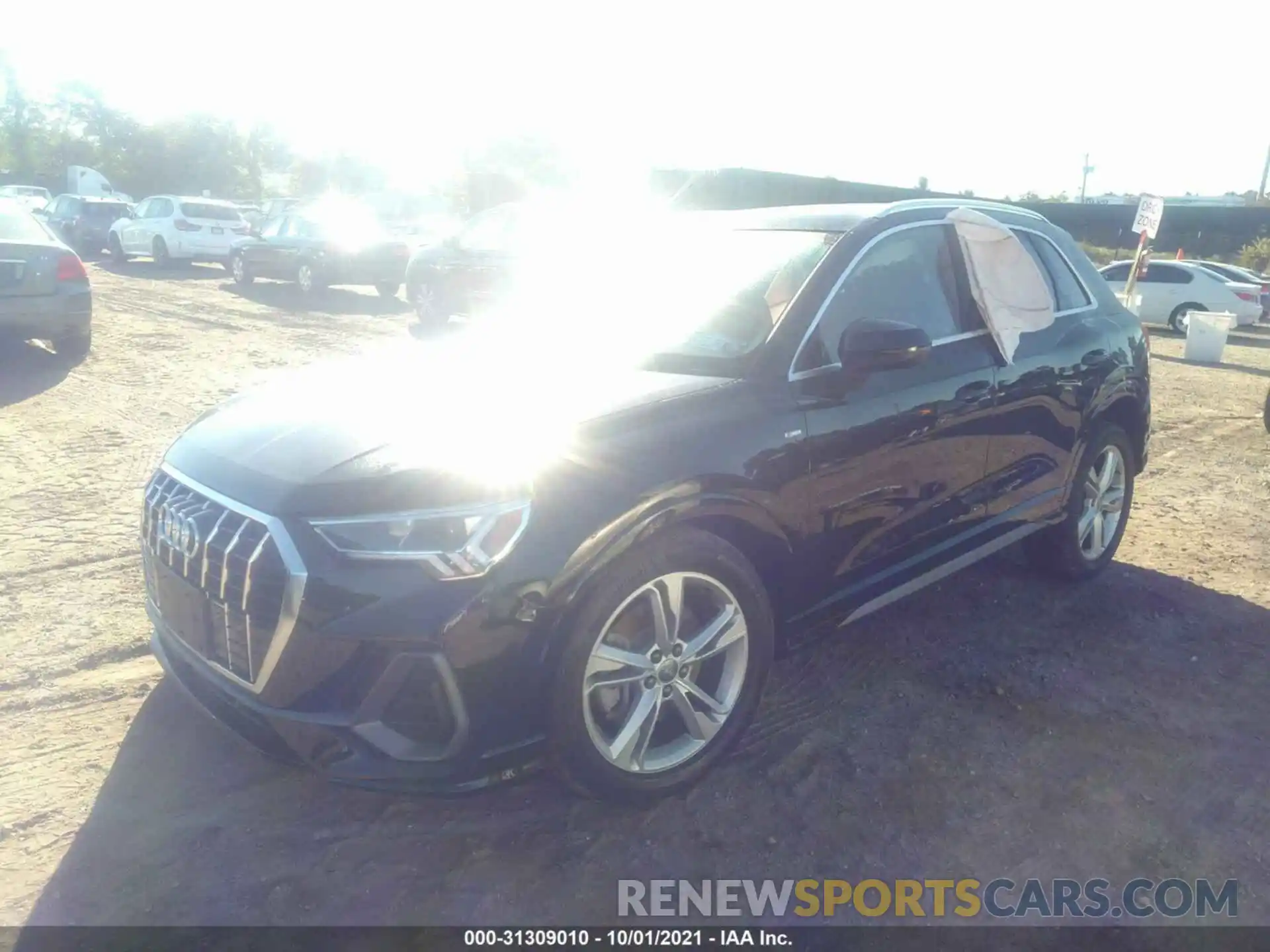 2 Photograph of a damaged car WA1EECF36L1059637 AUDI Q3 2020