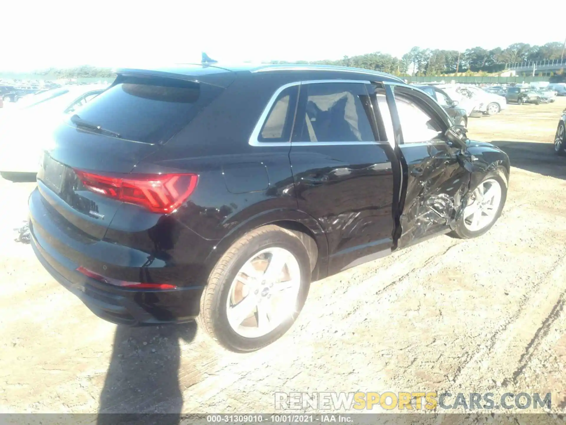 4 Фотография поврежденного автомобиля WA1EECF36L1059637 AUDI Q3 2020