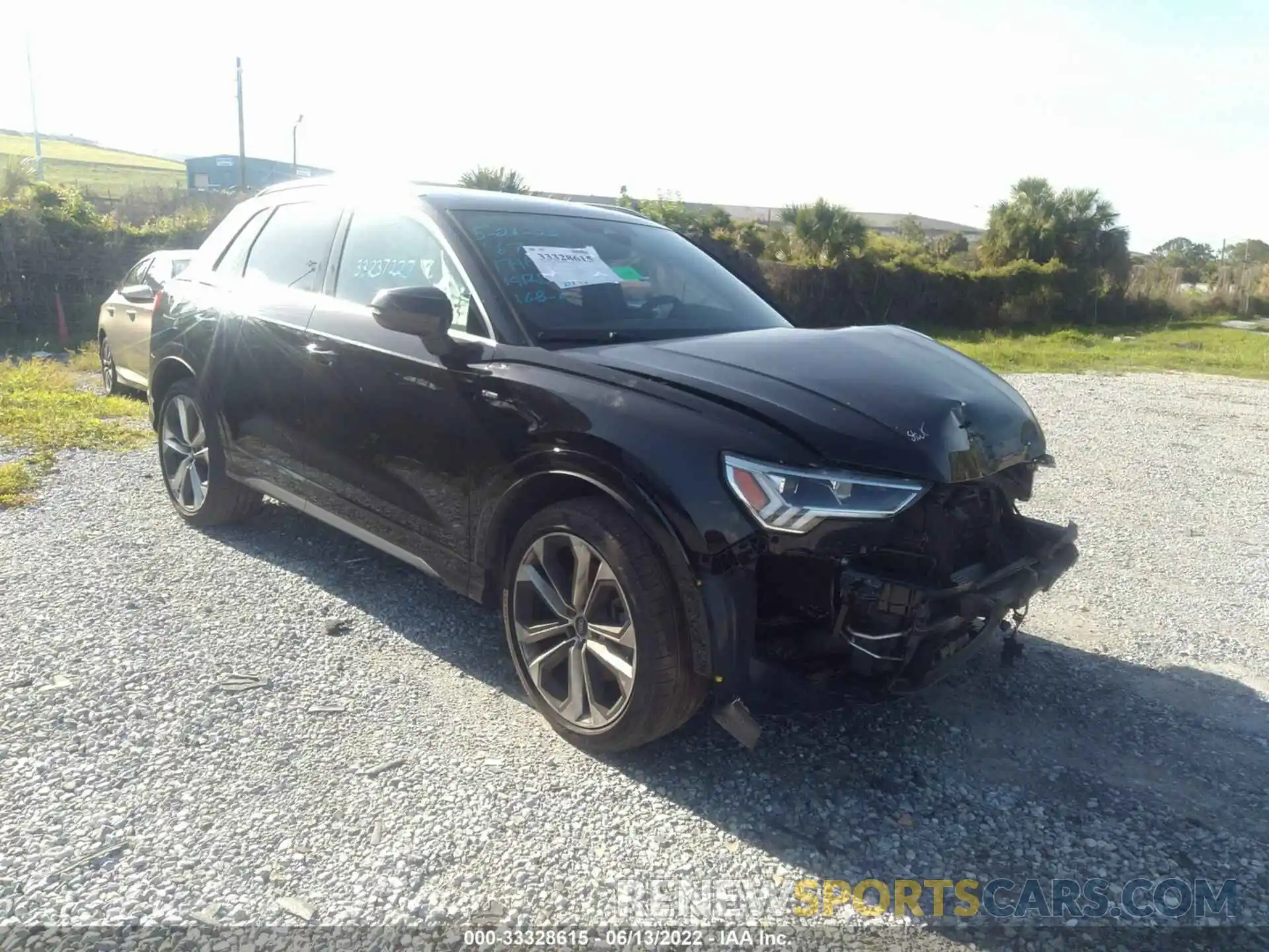 1 Photograph of a damaged car WA1EECF36L1111610 AUDI Q3 2020