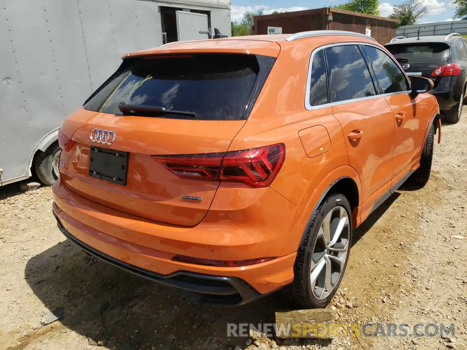 4 Photograph of a damaged car WA1EECF37L1006896 AUDI Q3 2020