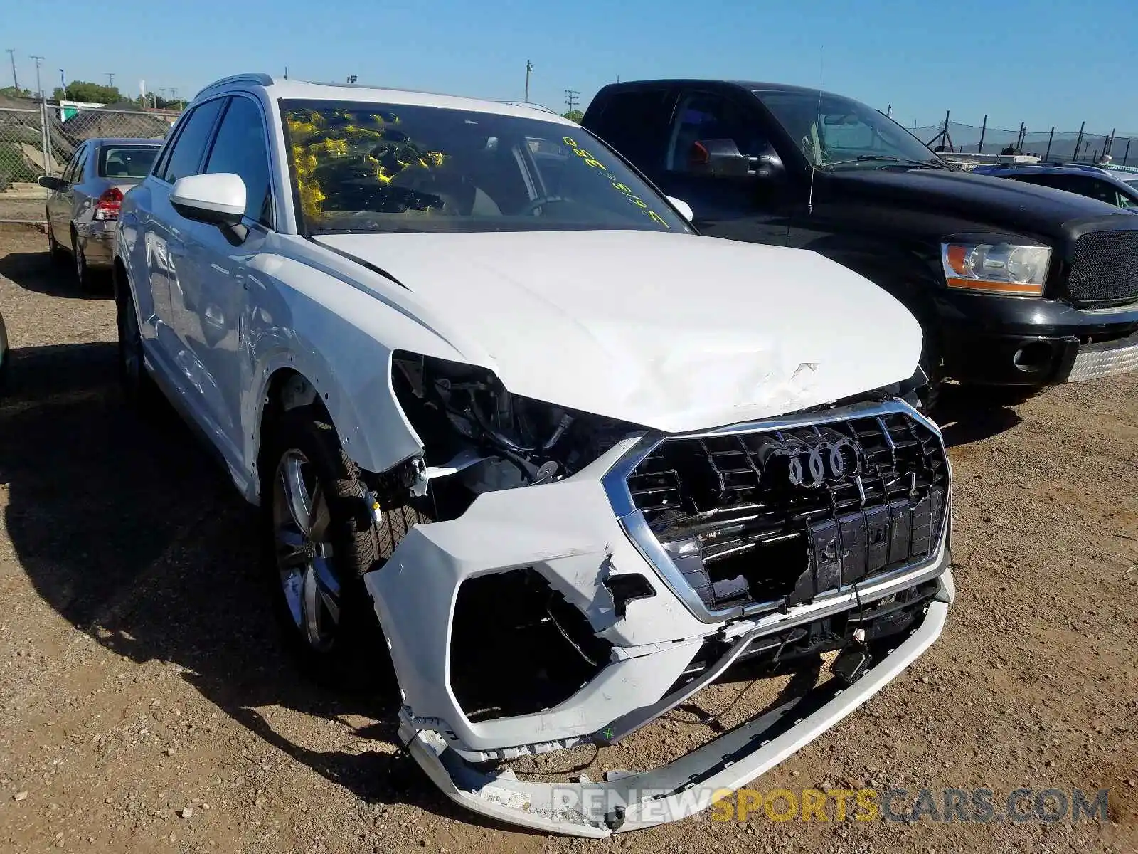 1 Photograph of a damaged car WA1EECF37L1031250 AUDI Q3 2020