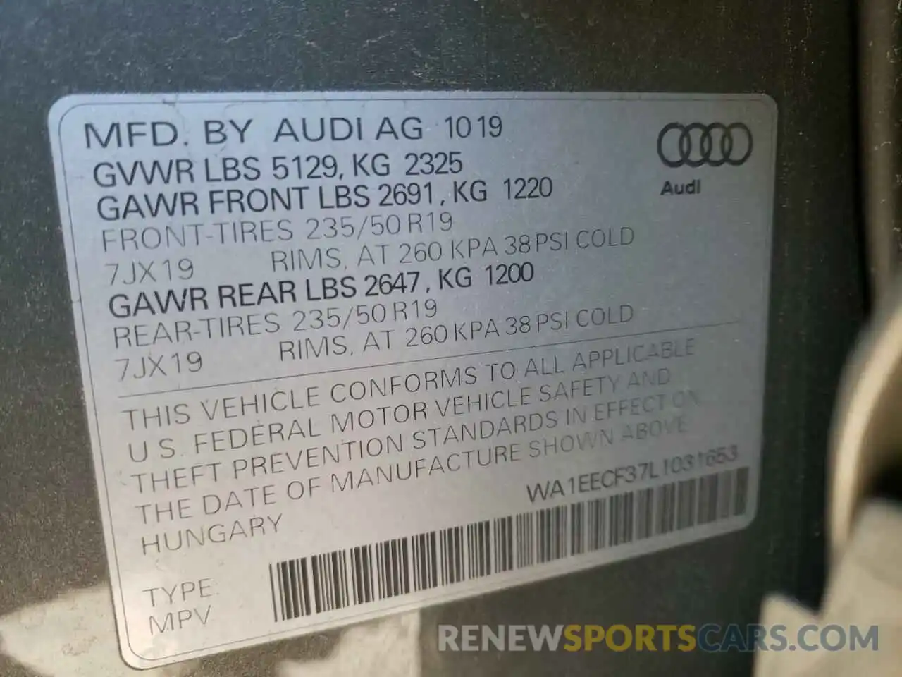 10 Photograph of a damaged car WA1EECF37L1031653 AUDI Q3 2020