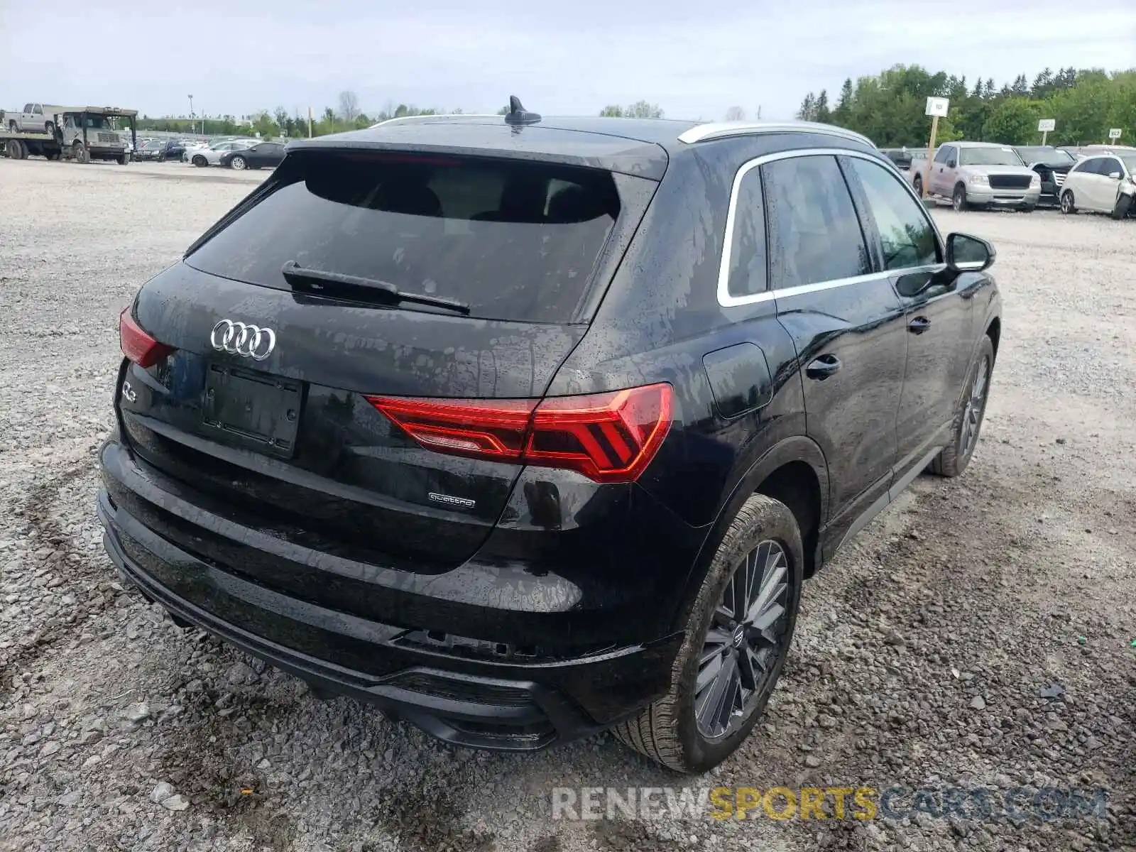 4 Photograph of a damaged car WA1EECF37L1080500 AUDI Q3 2020