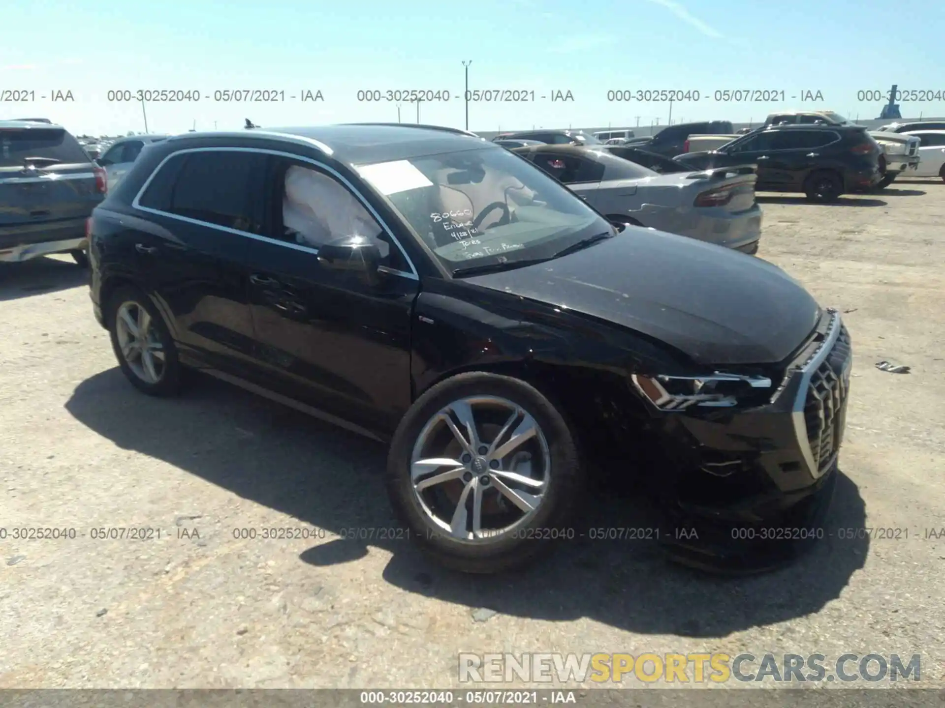 1 Photograph of a damaged car WA1EECF38L1053063 AUDI Q3 2020