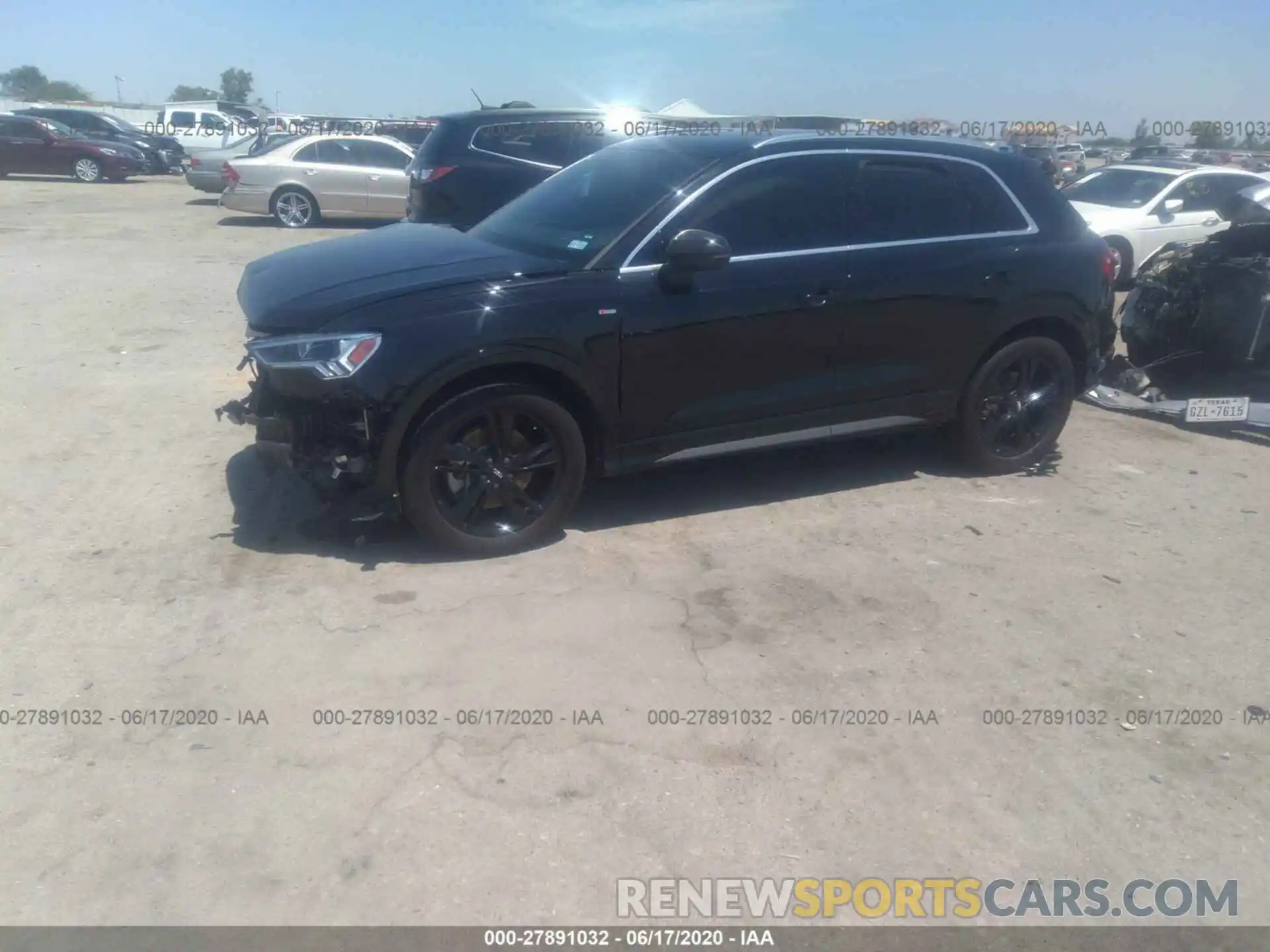 2 Photograph of a damaged car WA1EECF38L1053208 AUDI Q3 2020