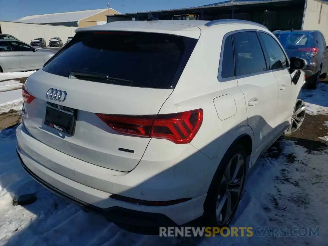 4 Photograph of a damaged car WA1EECF38L1078951 AUDI Q3 2020