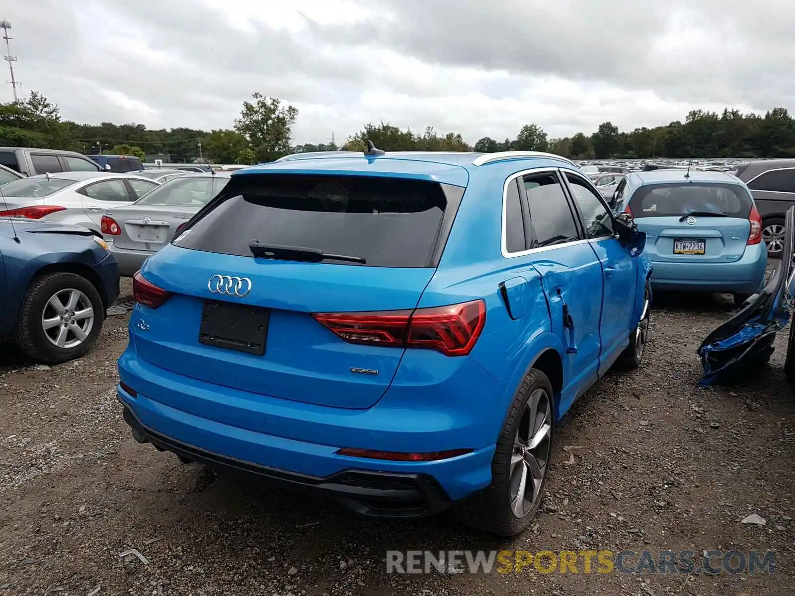 4 Фотография поврежденного автомобиля WA1EECF39L1015261 AUDI Q3 2020