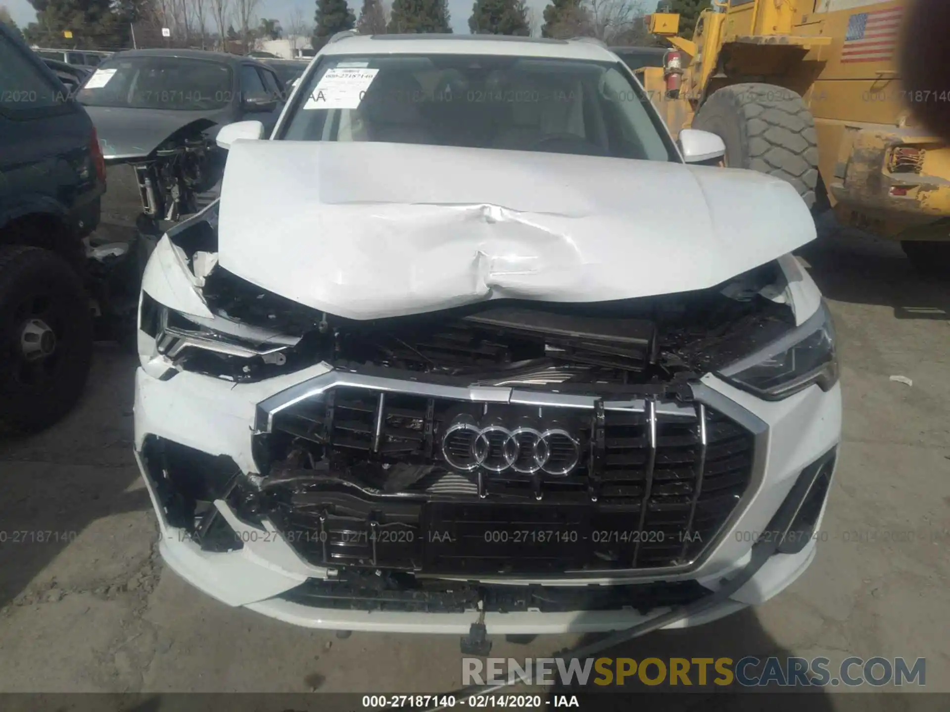 6 Photograph of a damaged car WA1EECF39L1022954 AUDI Q3 2020