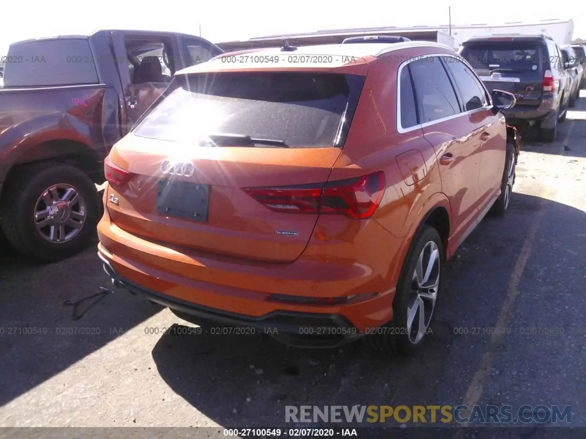 4 Photograph of a damaged car WA1EECF39L1034893 AUDI Q3 2020