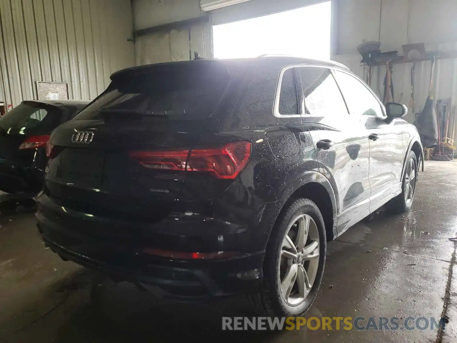 4 Фотография поврежденного автомобиля WA1EECF3XL1028326 AUDI Q3 2020