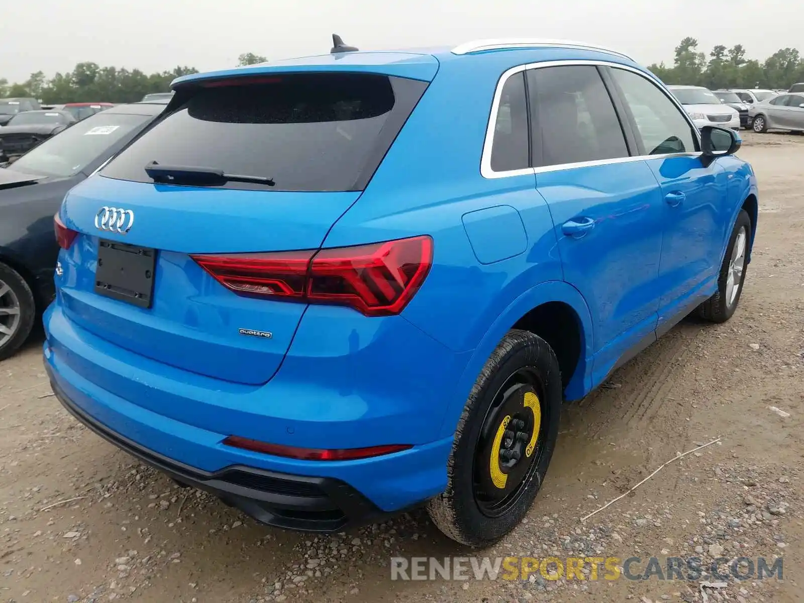 4 Фотография поврежденного автомобиля WA1EECF3XL1038578 AUDI Q3 2020