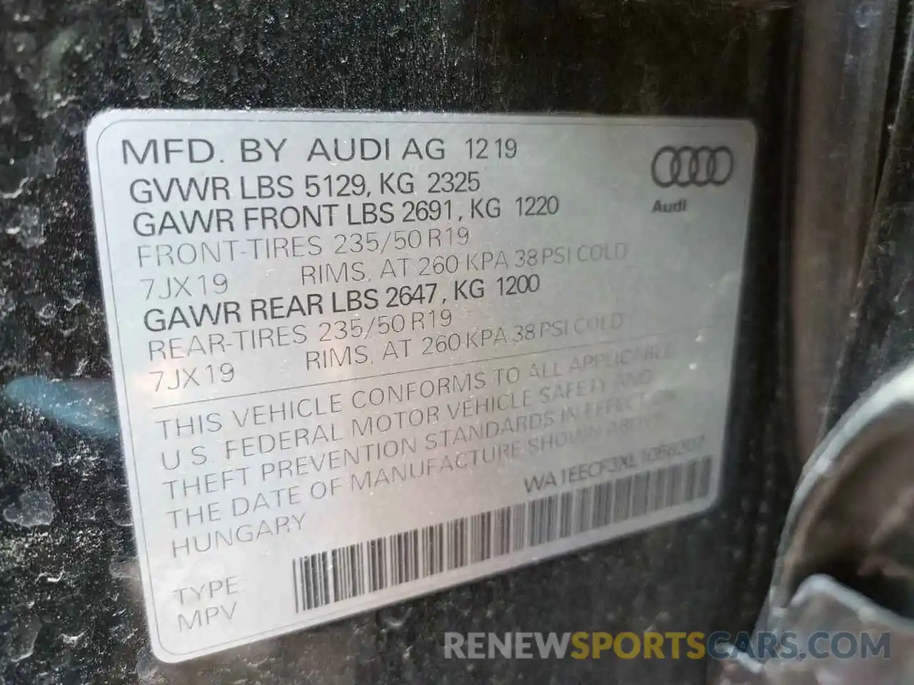 10 Photograph of a damaged car WA1EECF3XL1056207 AUDI Q3 2020