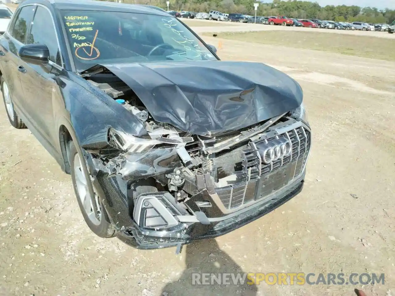 9 Photograph of a damaged car WA1EECF3XL1056207 AUDI Q3 2020