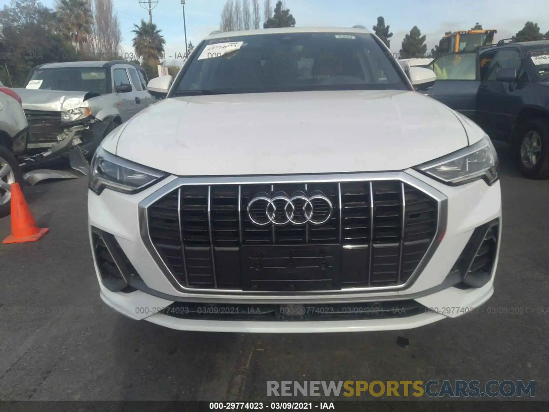 6 Photograph of a damaged car WA1EECF3XL1056725 AUDI Q3 2020