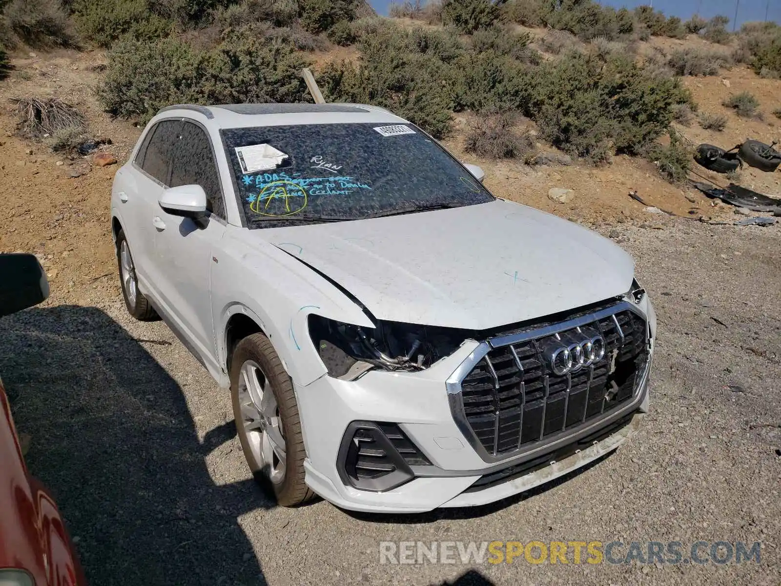 1 Photograph of a damaged car WA1EECF3XL1103901 AUDI Q3 2020