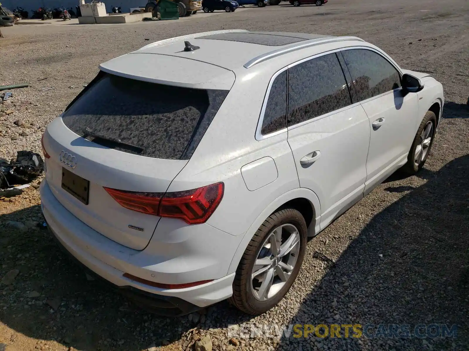 4 Фотография поврежденного автомобиля WA1EECF3XL1103901 AUDI Q3 2020