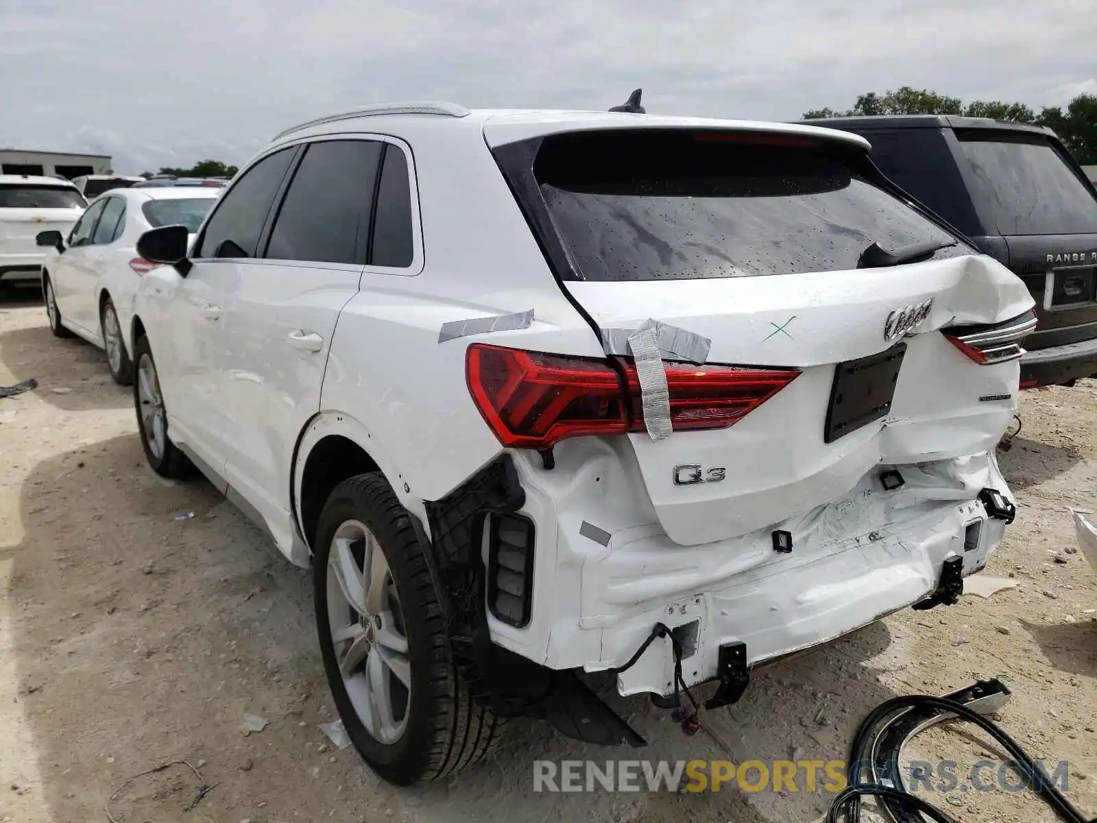 3 Photograph of a damaged car WA1EECF3XL1104658 AUDI Q3 2020