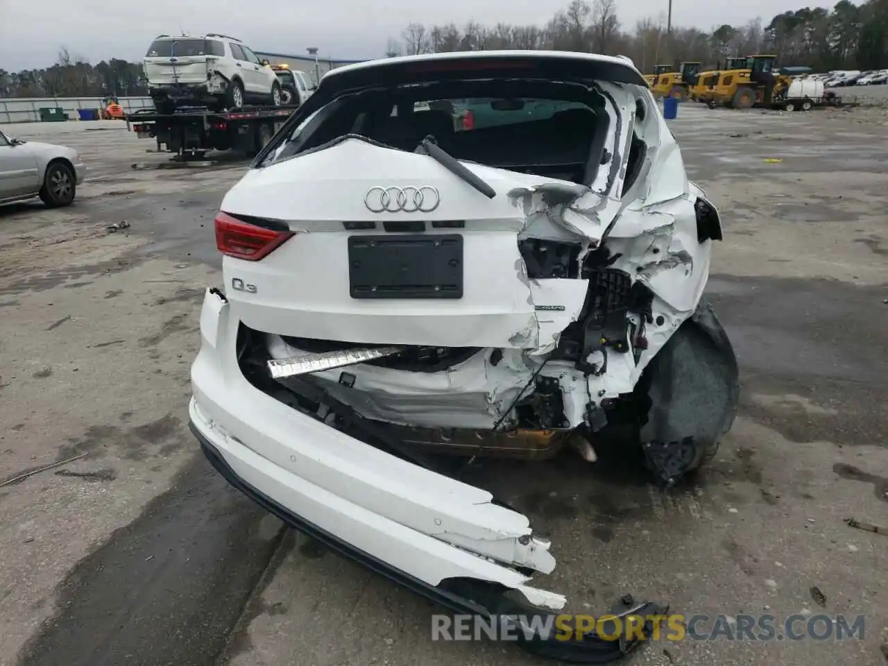 9 Photograph of a damaged car WA1EECF3XL1106068 AUDI Q3 2020