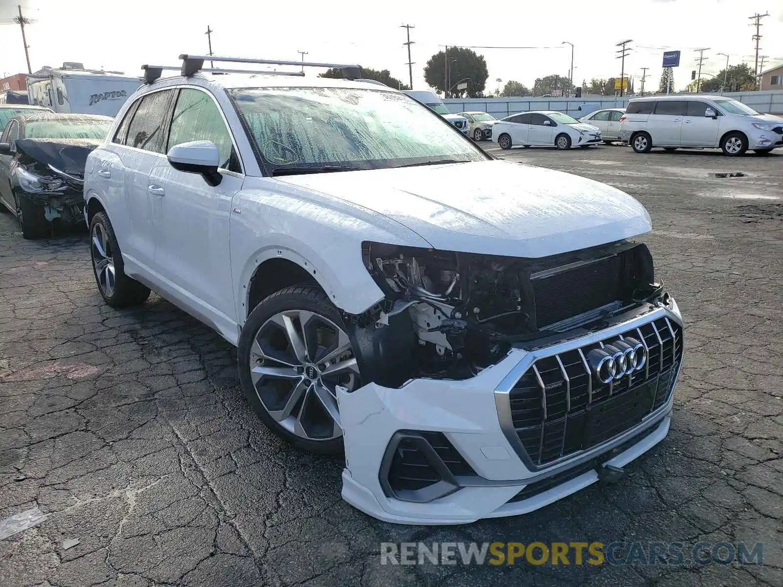 1 Photograph of a damaged car WA1EEDF31L1014045 AUDI Q3 2020