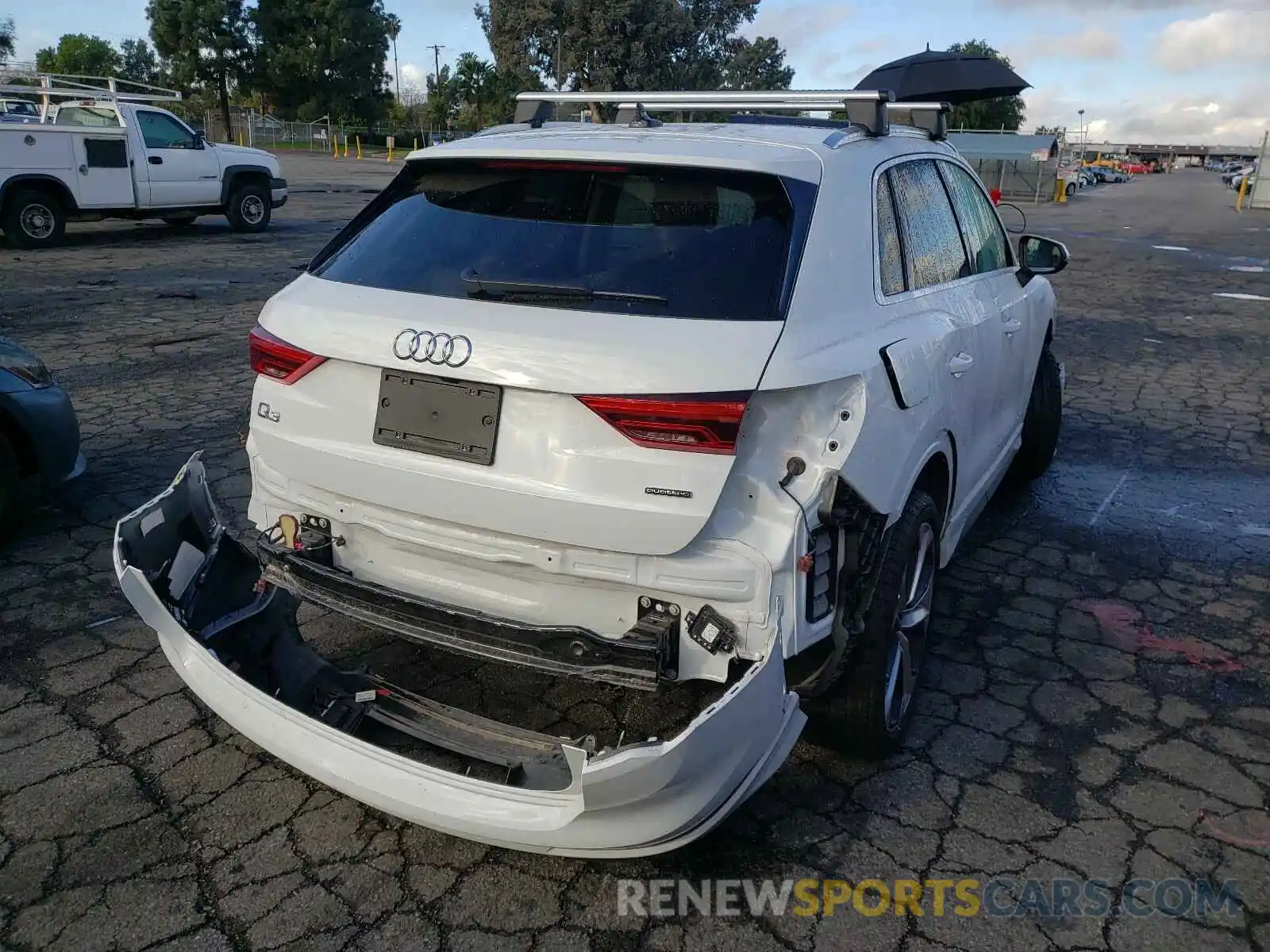 4 Фотография поврежденного автомобиля WA1EEDF31L1014045 AUDI Q3 2020