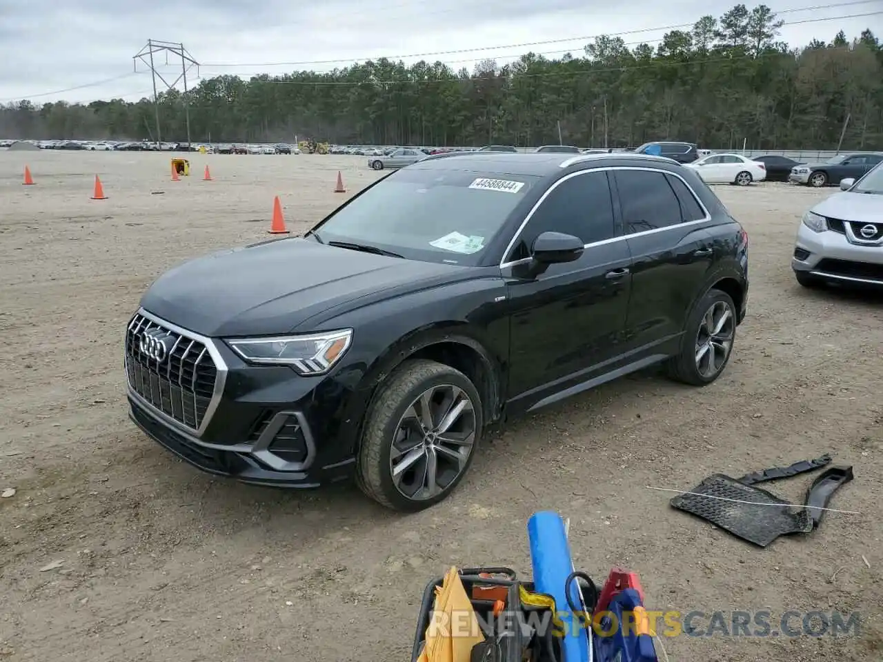 1 Фотография поврежденного автомобиля WA1FECF30L1111140 AUDI Q3 2020