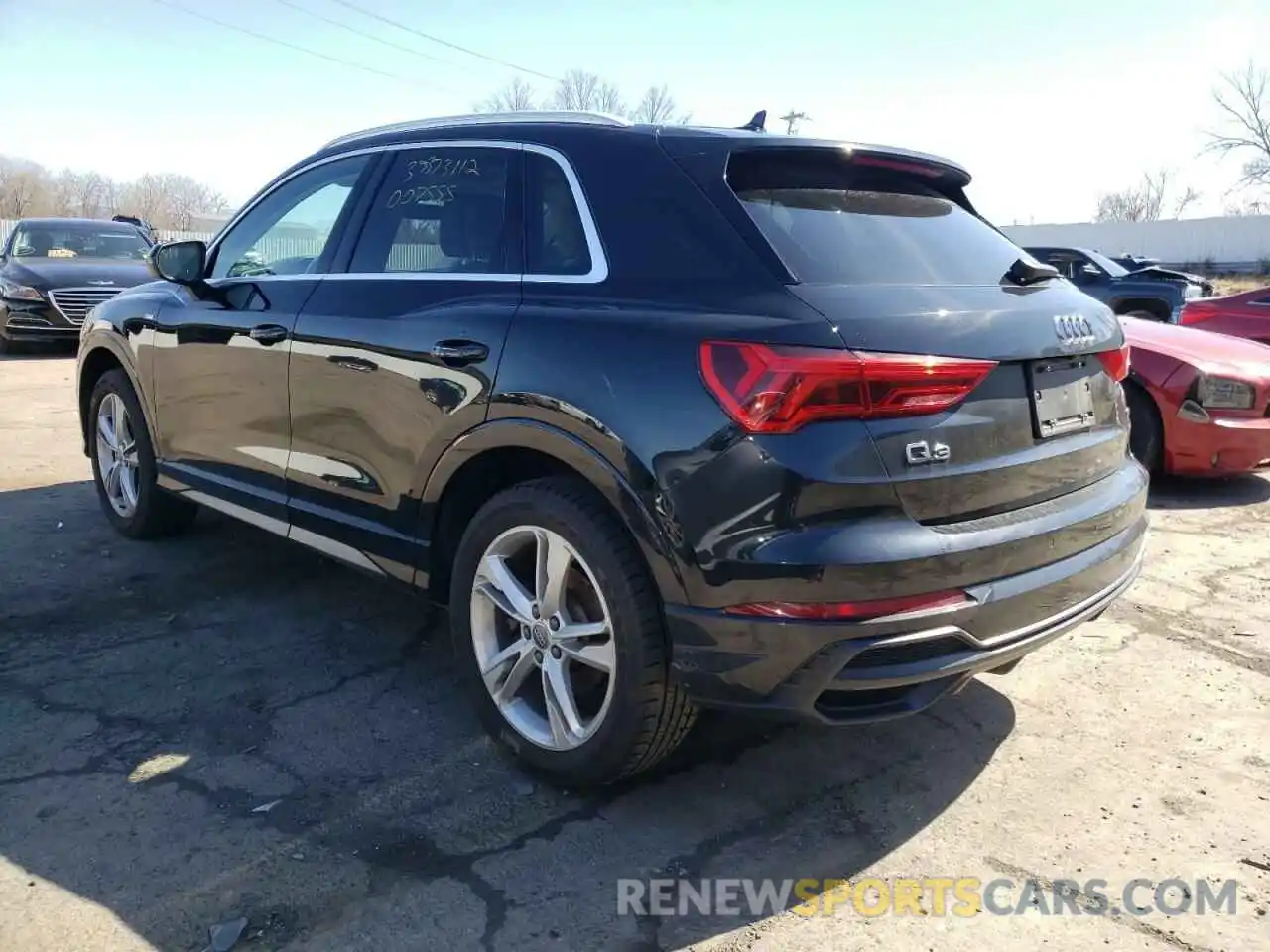 3 Photograph of a damaged car WA1FECF32L1007555 AUDI Q3 2020