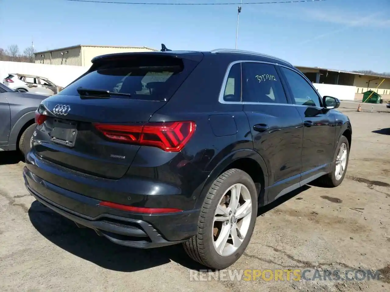 4 Фотография поврежденного автомобиля WA1FECF32L1007555 AUDI Q3 2020