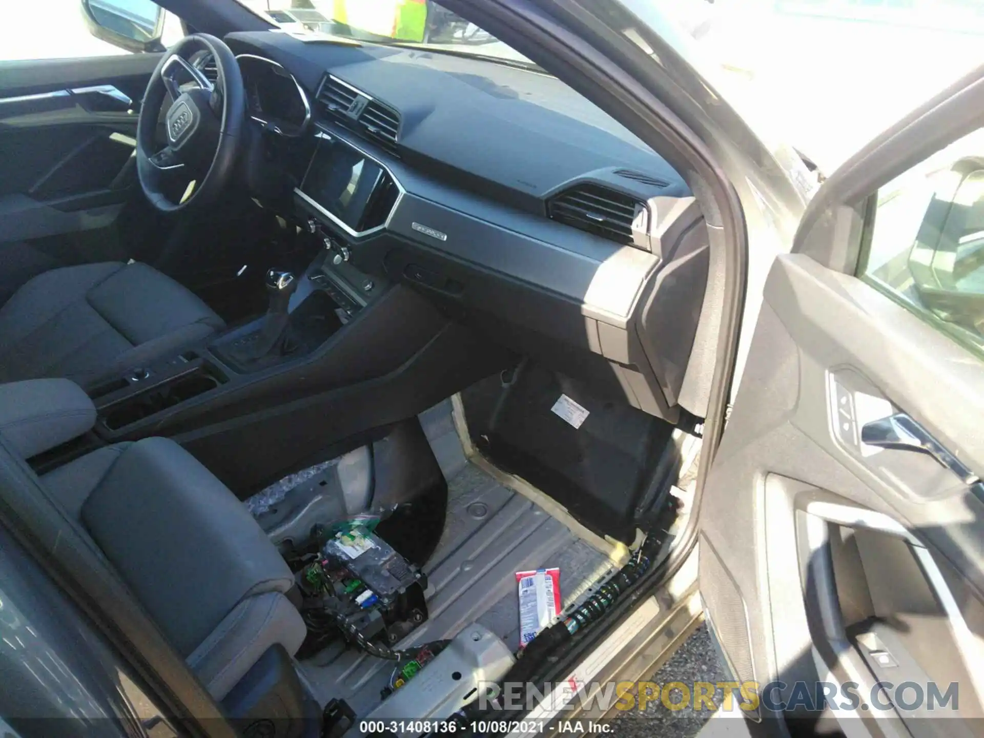 5 Фотография поврежденного автомобиля WA1FECF32L1036487 AUDI Q3 2020