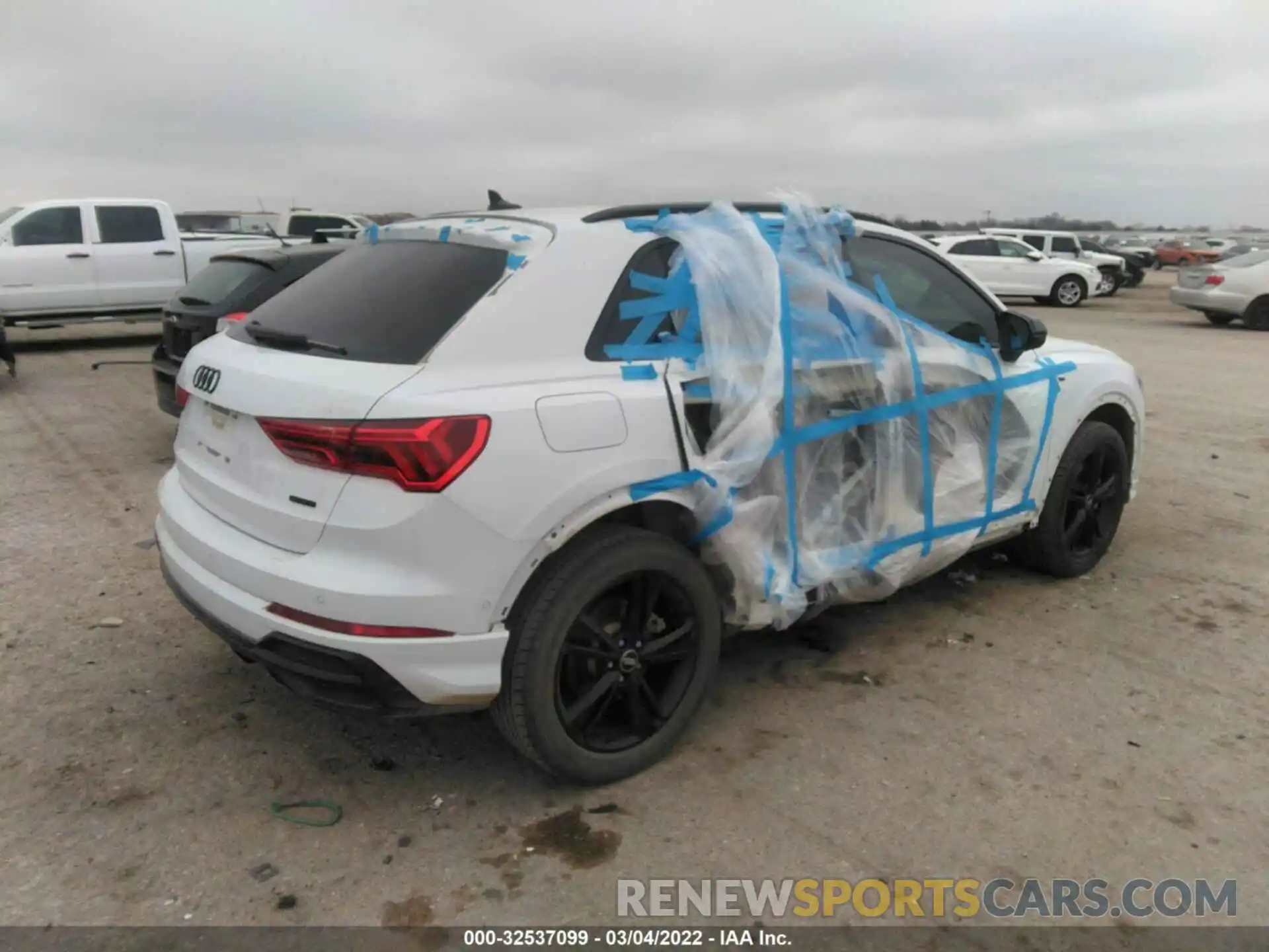 4 Фотография поврежденного автомобиля WA1FECF32L1041303 AUDI Q3 2020