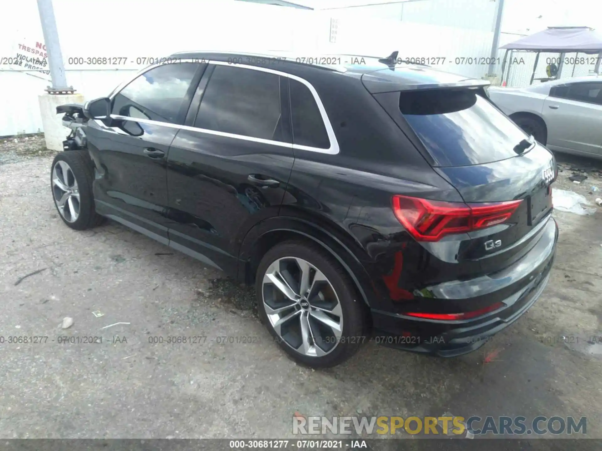 3 Photograph of a damaged car WA1FECF34L1024289 AUDI Q3 2020