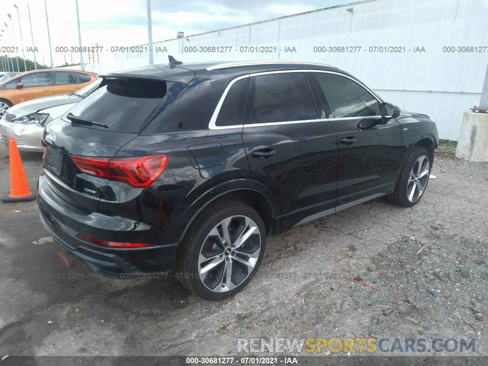 4 Фотография поврежденного автомобиля WA1FECF34L1024289 AUDI Q3 2020