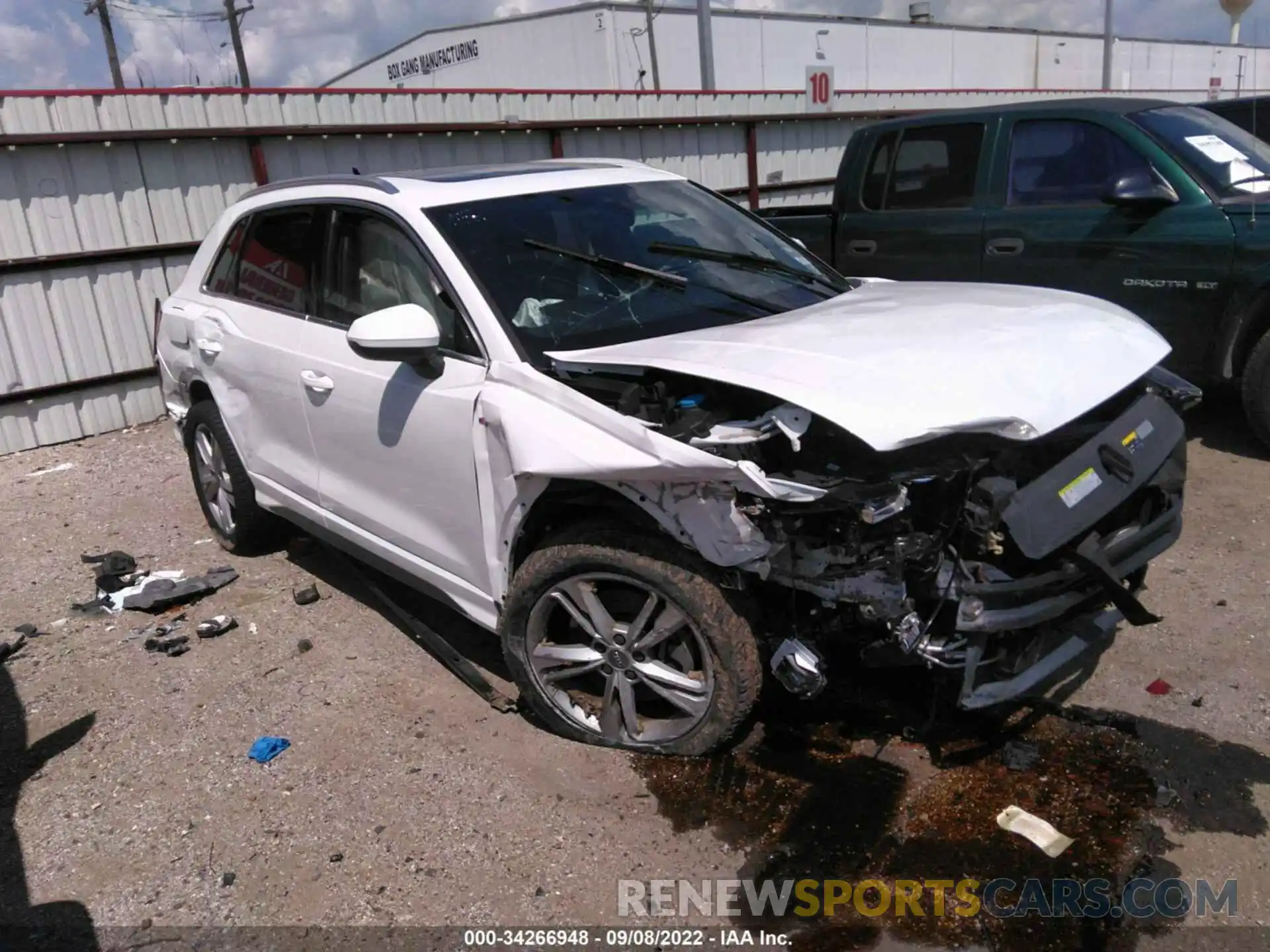 1 Photograph of a damaged car WA1FECF36L1016355 AUDI Q3 2020