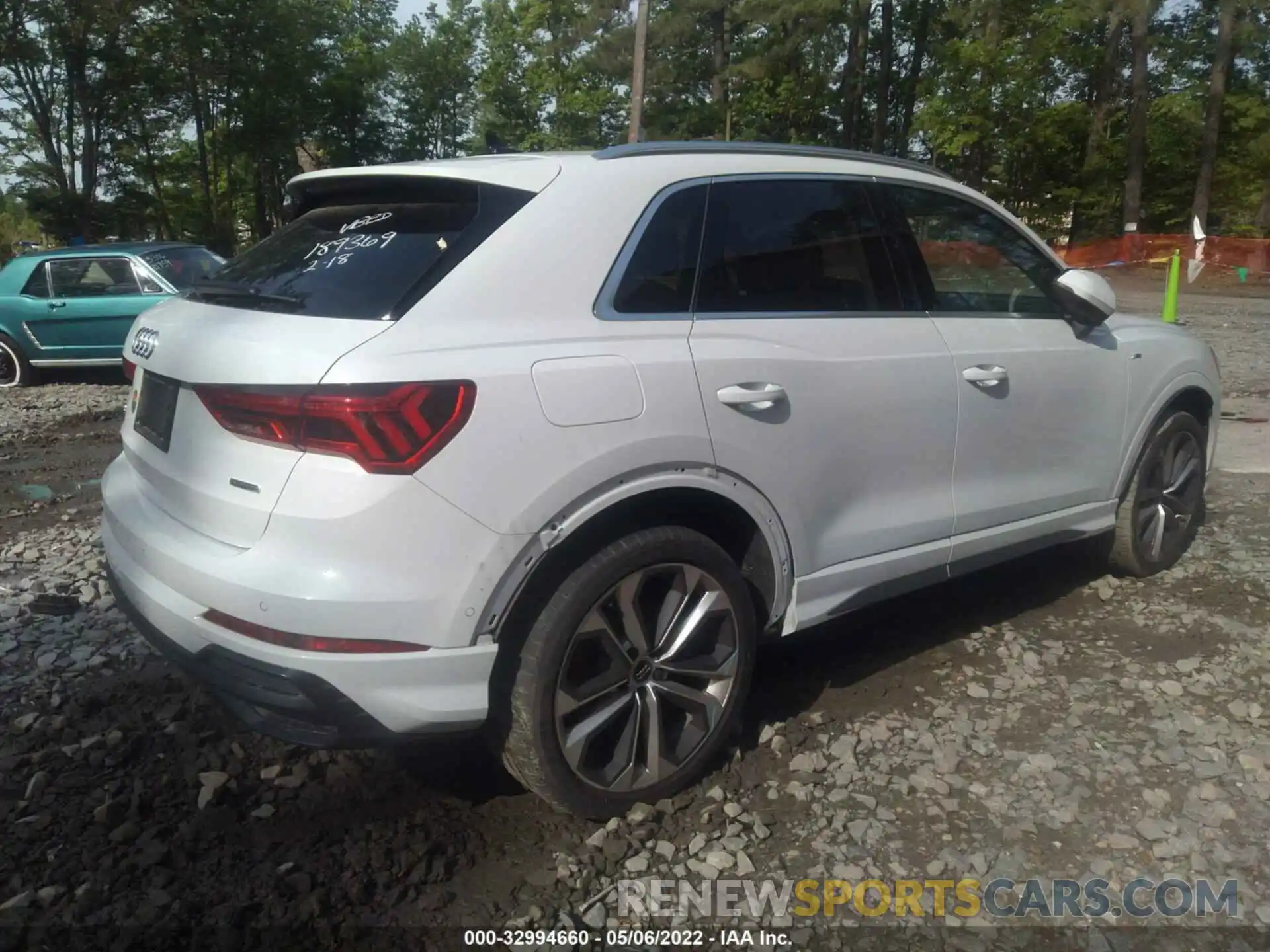 4 Фотография поврежденного автомобиля WA1FECF36L1023452 AUDI Q3 2020