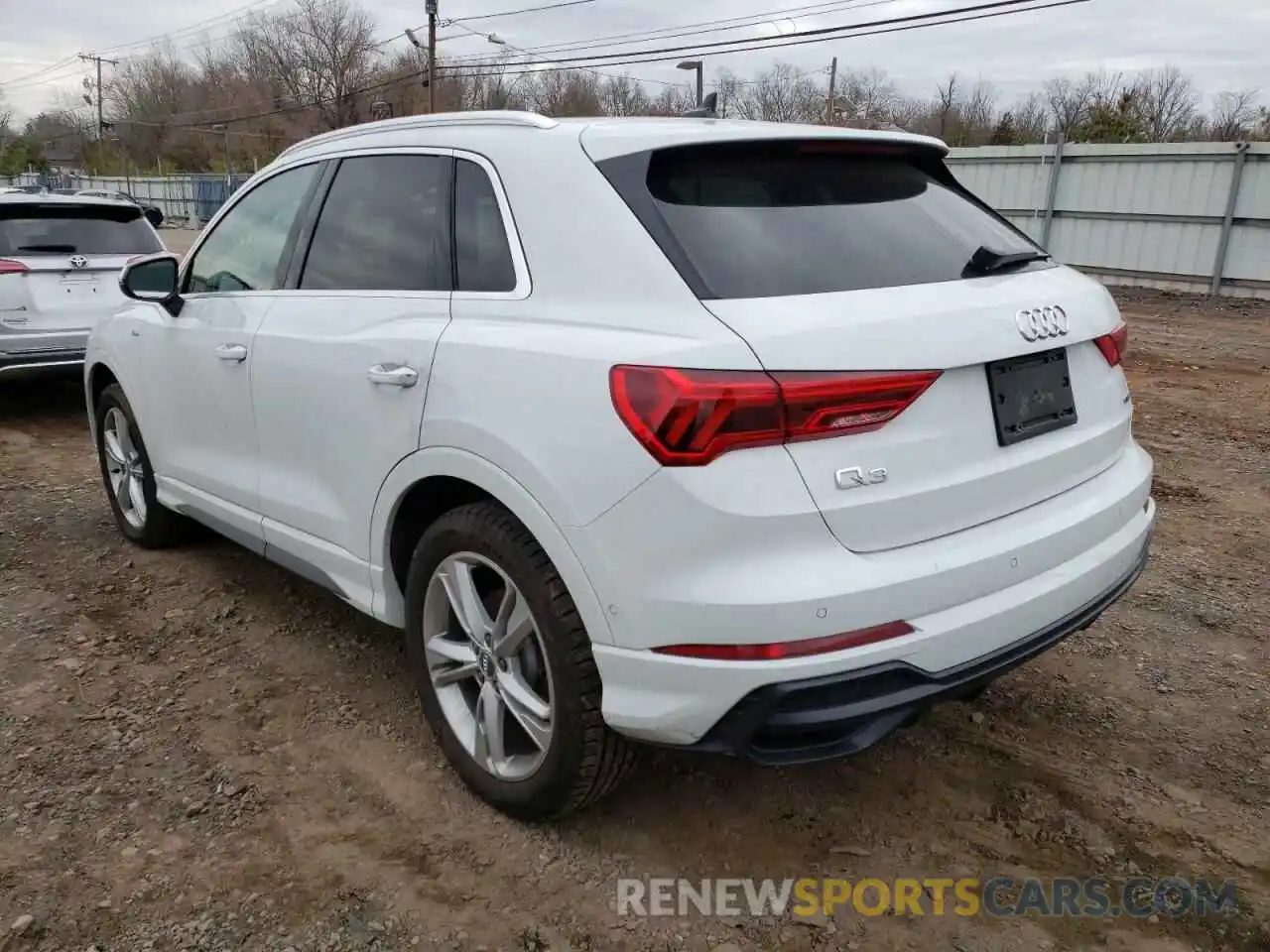 3 Photograph of a damaged car WA1FECF3XL1107502 AUDI Q3 2020