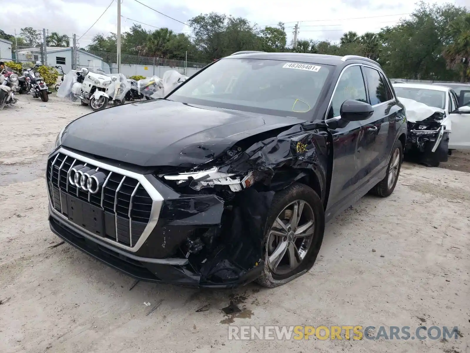 2 Фотография поврежденного автомобиля WA1FEDF30L1023484 AUDI Q3 2020