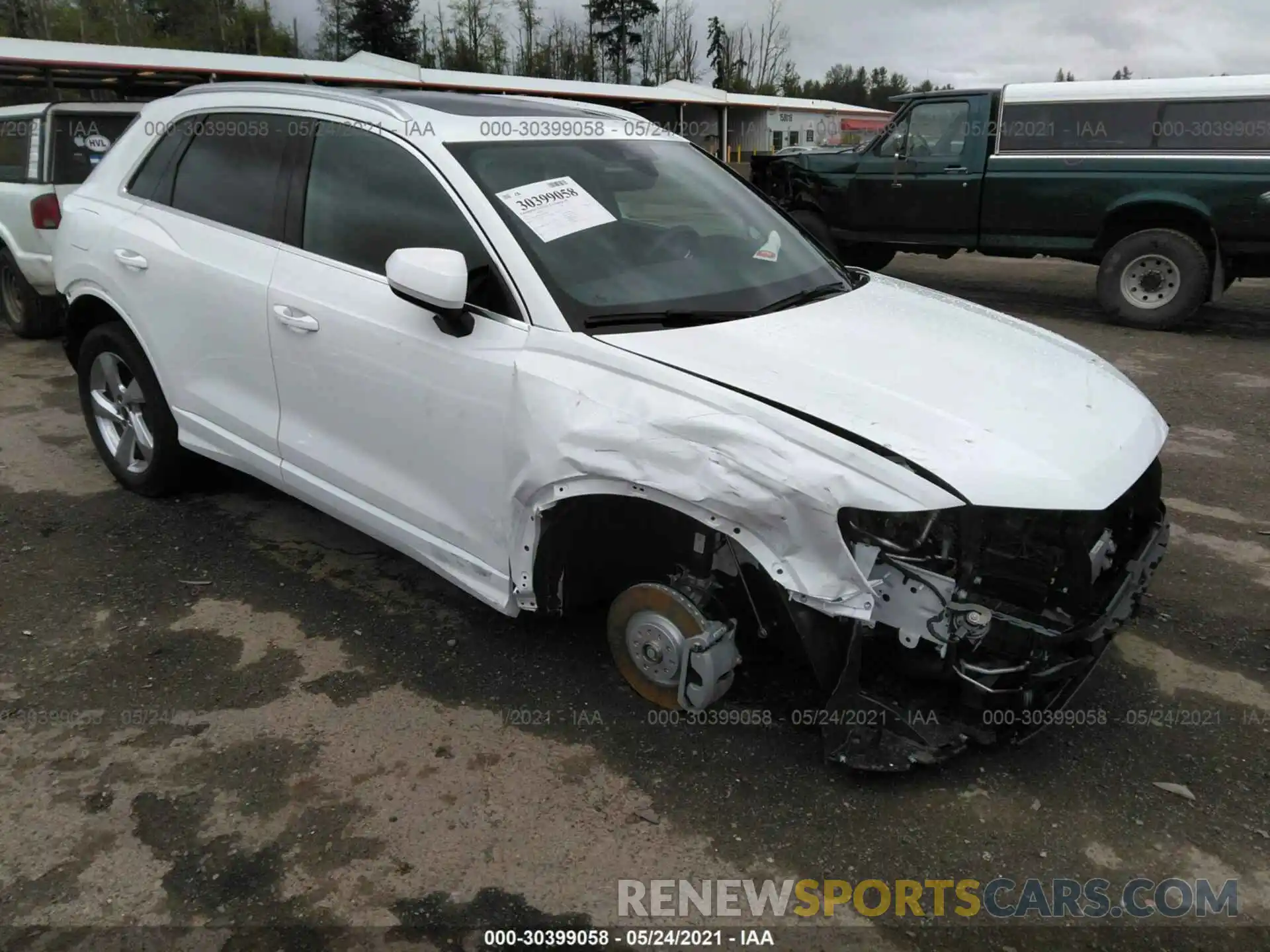 1 Photograph of a damaged car WA1AUCF30M1097206 AUDI Q3 2021