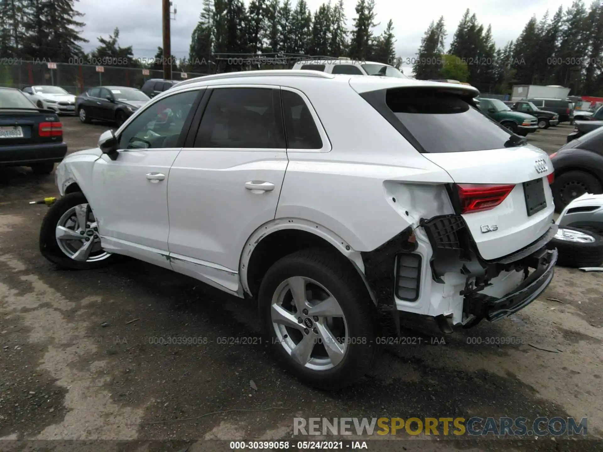 3 Photograph of a damaged car WA1AUCF30M1097206 AUDI Q3 2021