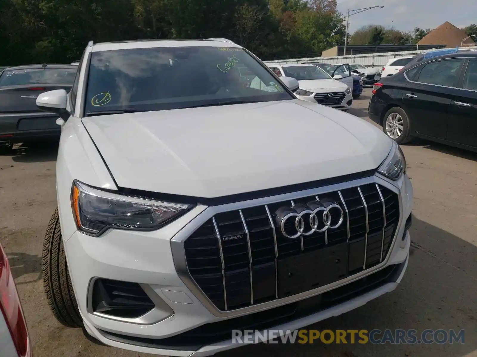 1 Photograph of a damaged car WA1AUCF30M1130852 AUDI Q3 2021