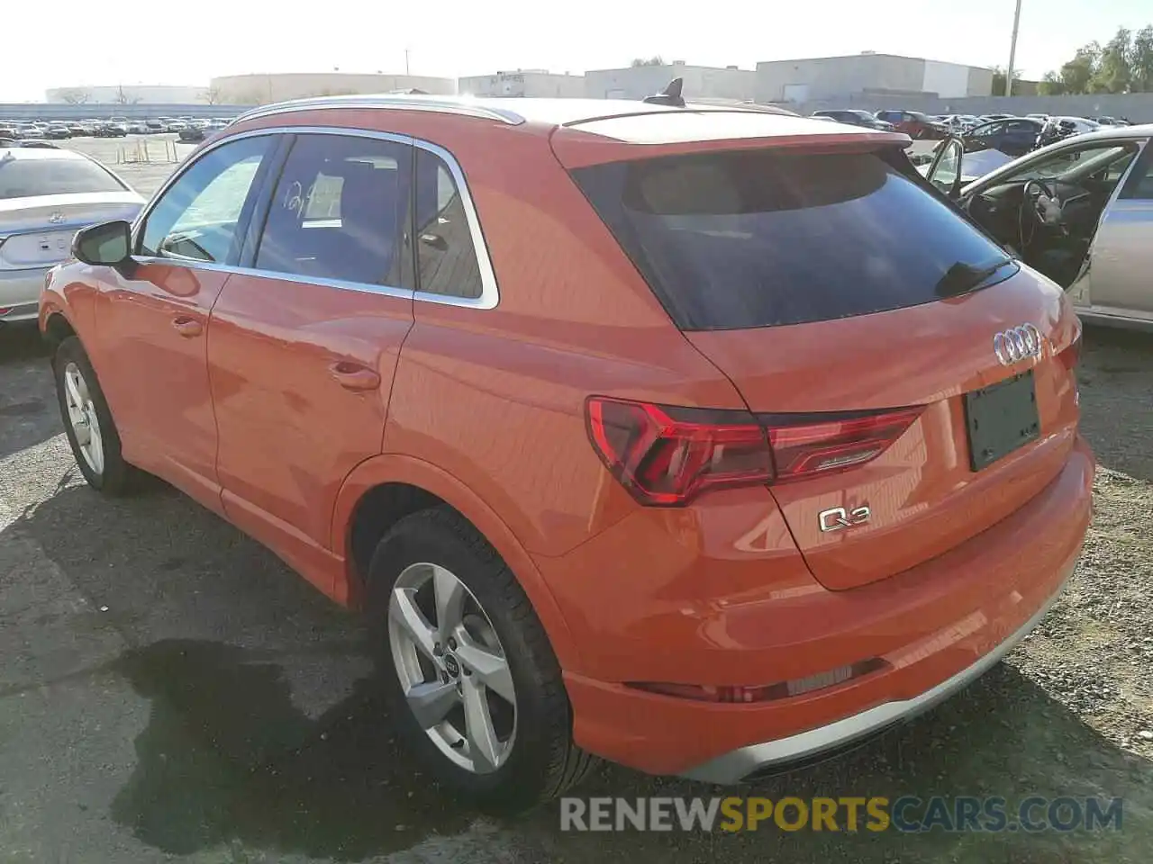 3 Photograph of a damaged car WA1AUCF31M1127538 AUDI Q3 2021