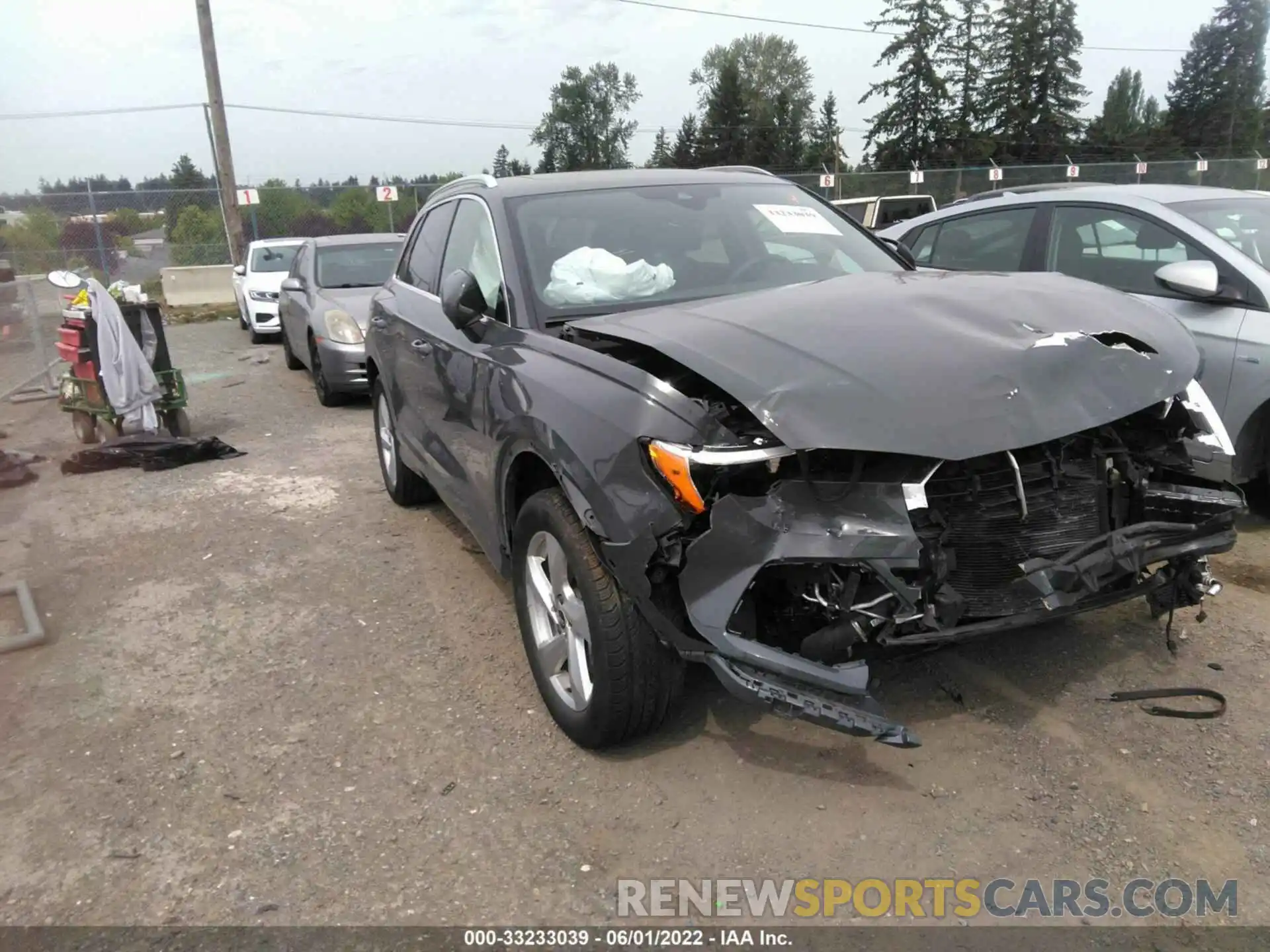 1 Photograph of a damaged car WA1AUCF31M1136482 AUDI Q3 2021