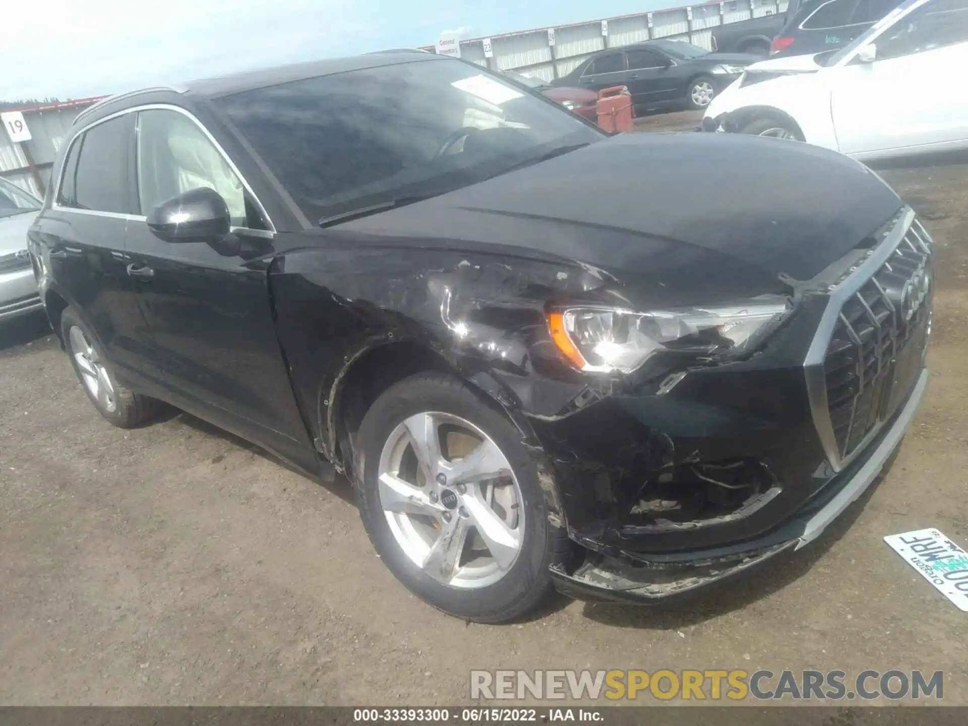 1 Photograph of a damaged car WA1AUCF32M1058696 AUDI Q3 2021