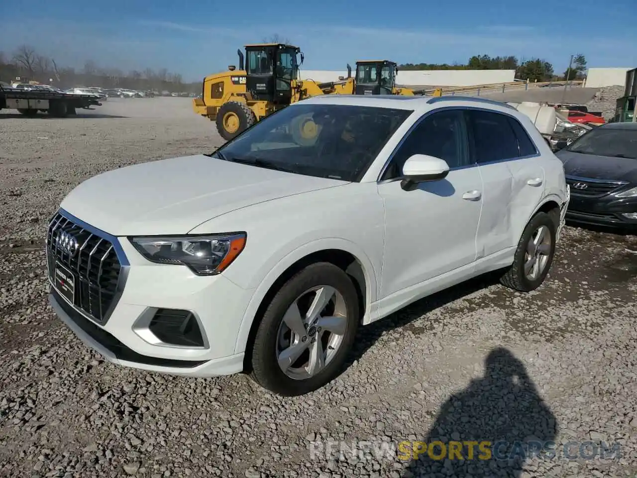 1 Photograph of a damaged car WA1AUCF32M1062828 AUDI Q3 2021