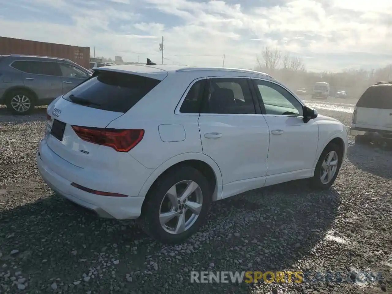 3 Photograph of a damaged car WA1AUCF32M1062828 AUDI Q3 2021