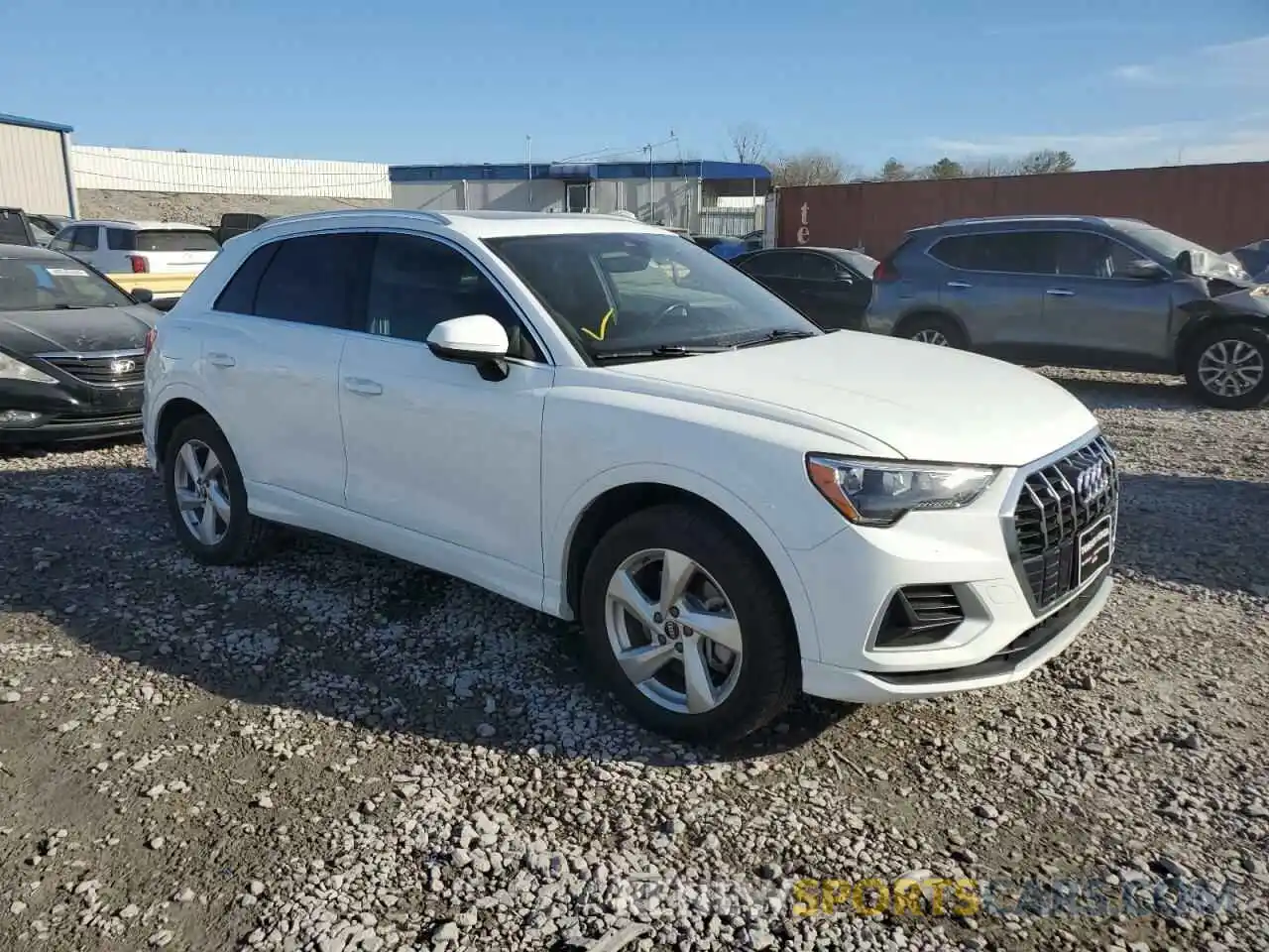 4 Photograph of a damaged car WA1AUCF32M1062828 AUDI Q3 2021