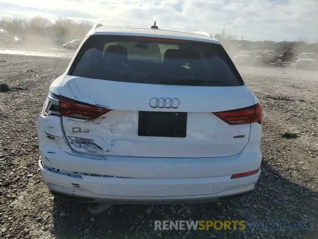 6 Photograph of a damaged car WA1AUCF32M1062828 AUDI Q3 2021